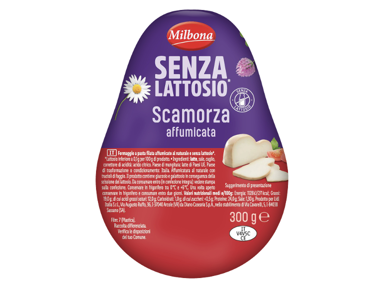 Dimljen sir scamorza brez laktoze v embalaži, z informacijami o hranilni vrednosti.