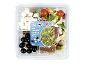 Solata s feta sirom, olivami in balzamičnim prelivom, 280 g, izdelano v Avstriji.
