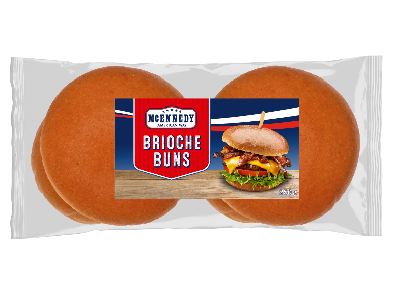 Pakirane brioš žemljice z etiketo, ki prikazuje burger s slanino.
