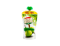 Sadna vrečka z hruškovo peno z oznakama 'XXL' in 'Fruit to go', plus vitamin C.
