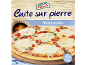 Trattoria Alfredo pizza z mocarelo, pečena na kamnu.