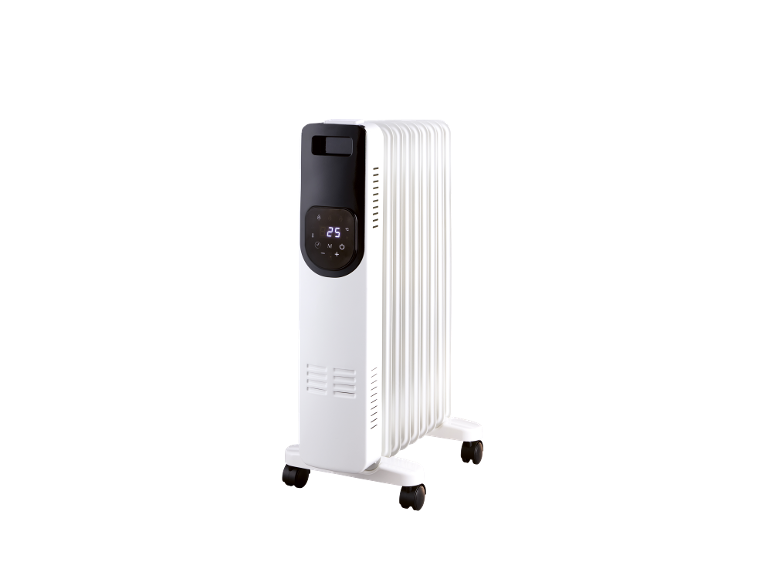 Beli električni oljni radiator z digitalnim zaslonom, ki prikazuje 25°C.