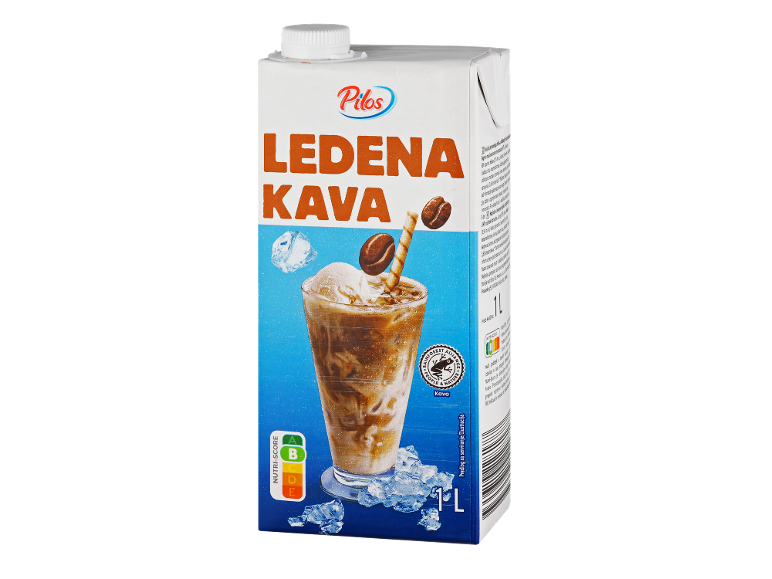 Kartonska embalaža ledene kave s kozarcem ledene kave in oceno Nutri-Score B.