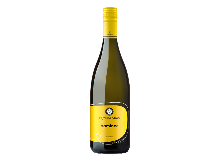 Steklenica polsladkega belega vina traminec z rumeno etiketo