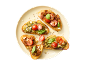 Bruschetta s pestom in paradižnikom ter bruschetta s paradižnikovo pašteto in paradižnikom.
