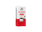 Paket intenzivne, 100% certificirane mlete kave, ilustriran s skodelico kave.