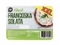 XXL francoska solata s krompirjem, grahom in korenjem v kremni omaki.