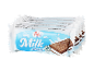 Posamezno pakirani mlečni in kakavovi prigrizki z napisom 'Milk snack' in logotipom Rainforest Alliance.