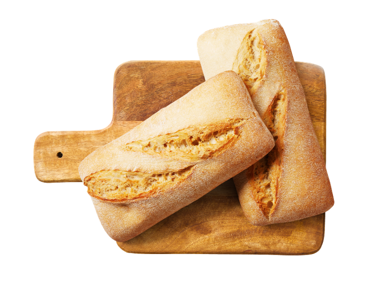 Dva ciabatta kruha na leseni deski za rezanje