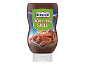 Steklenica omake Smokey-Ranch z žar piščančjimi krilci na etiketi.