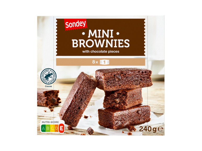 Mini browniji s koščki čokolade, pakiranje 8 kosov, 240g, z oznako Nutri-Score E.
