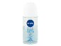Roll-on antiperspirant z napisom „fresh natural“ in „48h protection“.