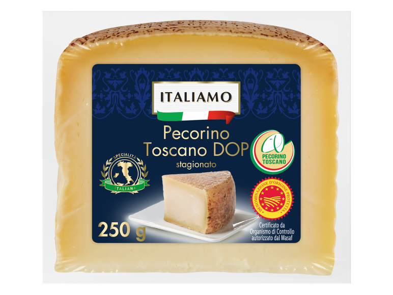 Pakiran sir Pecorino Toscano DOP stagionato, z rezom, ki prikazuje njegovo teksturo.
