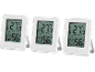Trije beli digitalni termometri-higrometri, ki prikazujejo 27,5°C in 56% vlažnost
