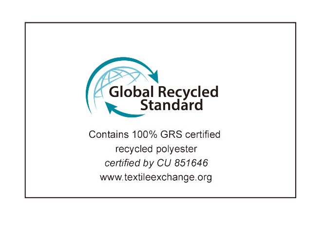 Global Recycled Standard: Vsebuje 100% GRS certificiran recikliran poliester, certificiran s strani CU 851646.