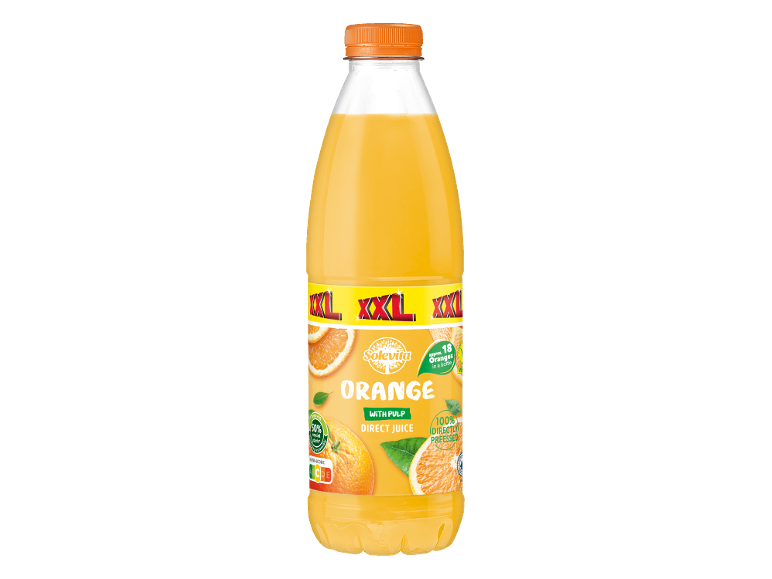 Pomarančni sok z mezgo v steklenici, z oznakami za recikliranje in Nutri-Score.