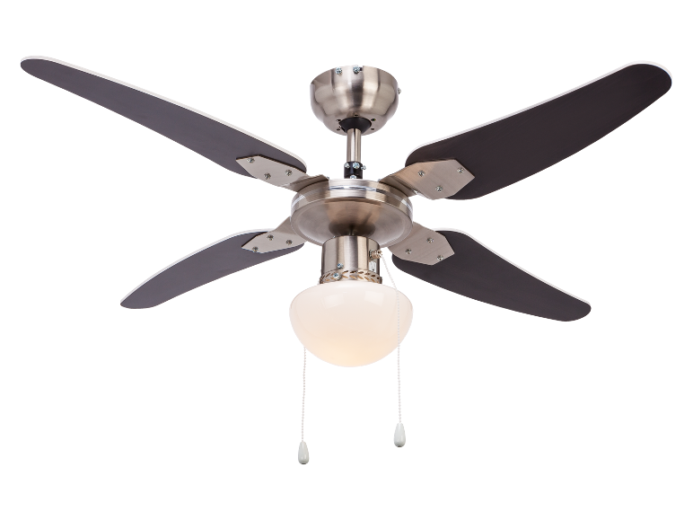Stropni ventilator s štirimi lopaticami in matirano svetilko