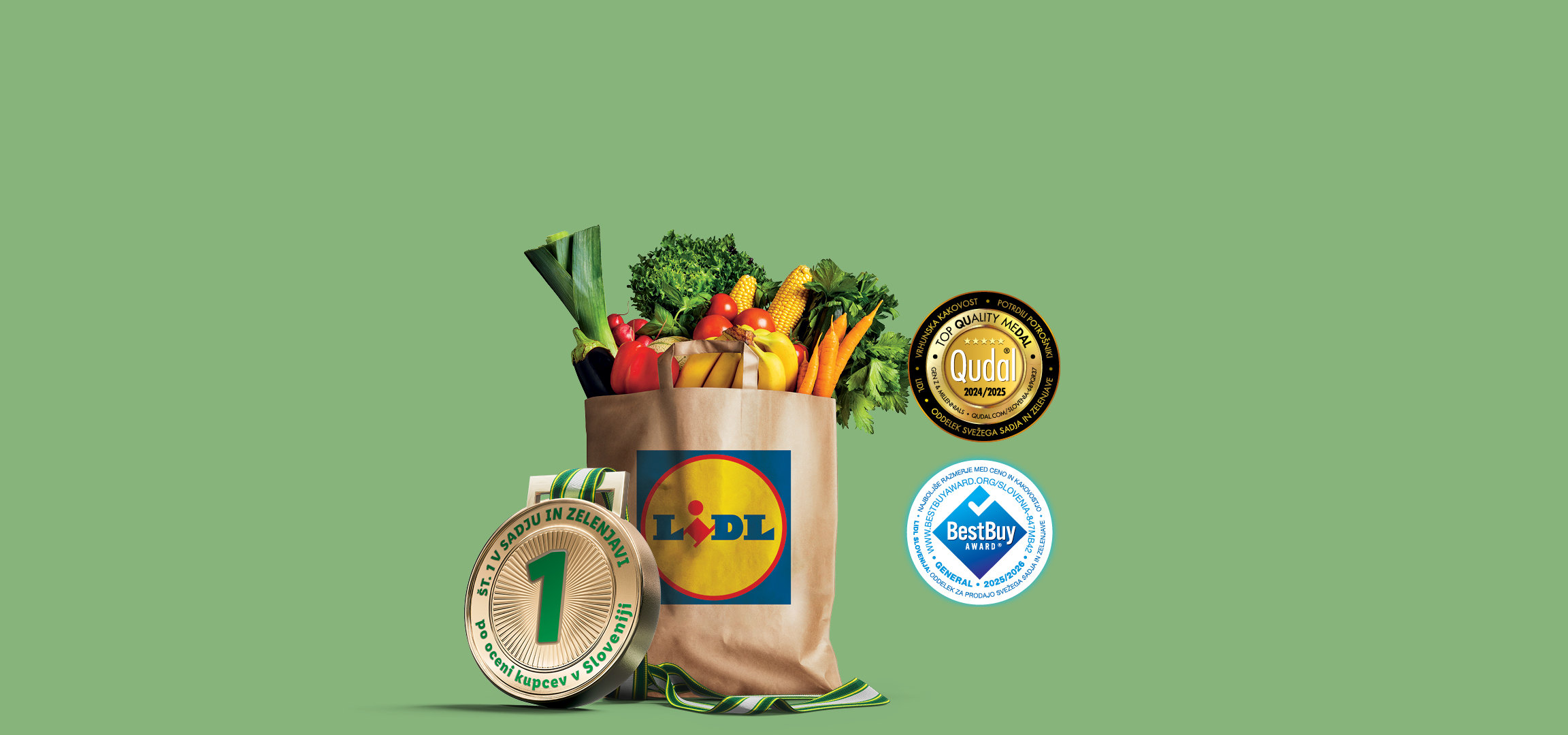 Lidl-ova vrečka z zelenjavo in sadjem, nagrajena z medaljo in priznanji za kakovost in najboljšo vrednost.