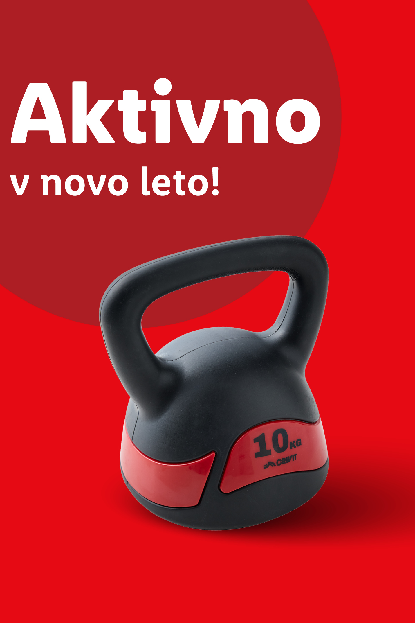 Črna utež kettlebell 10 kg Crivit na rdečem ozadju z napisom »Aktivno v novo leto!«