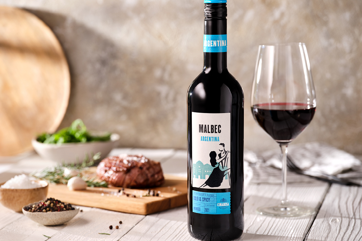Argentinski Malbec Cimarossa vin z mesom.